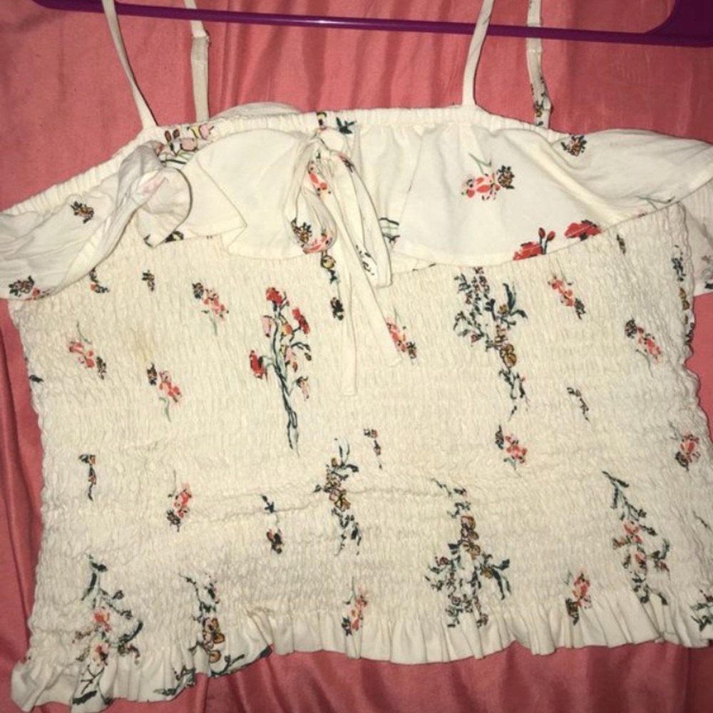 FASHION NOVA FLORAL BLOUSE